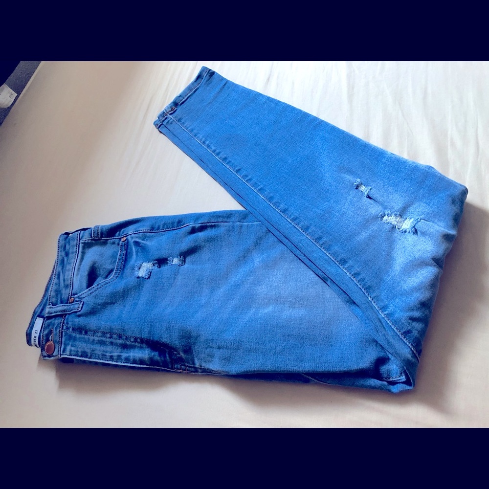Sold Forever 21 skinny jeans